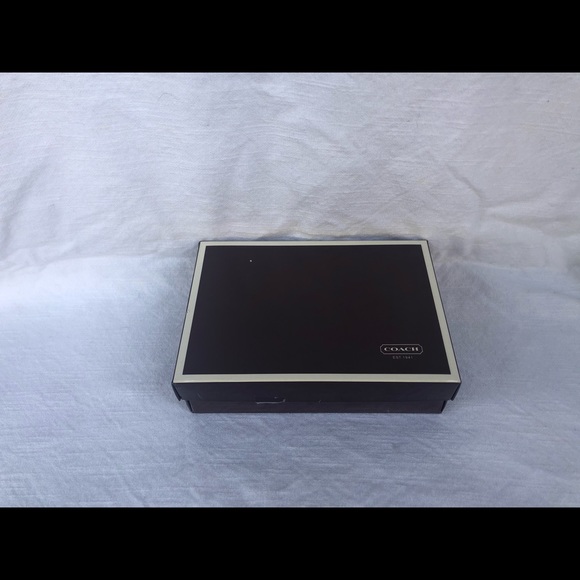 NWT Coach Black Leather Wristlet - Picture 3 of 3